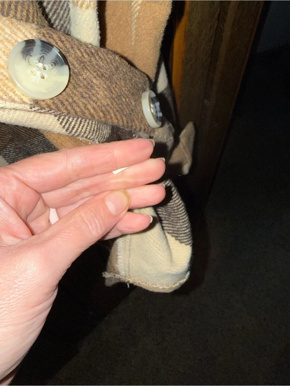 Tan shacket - Picture 3 of 4